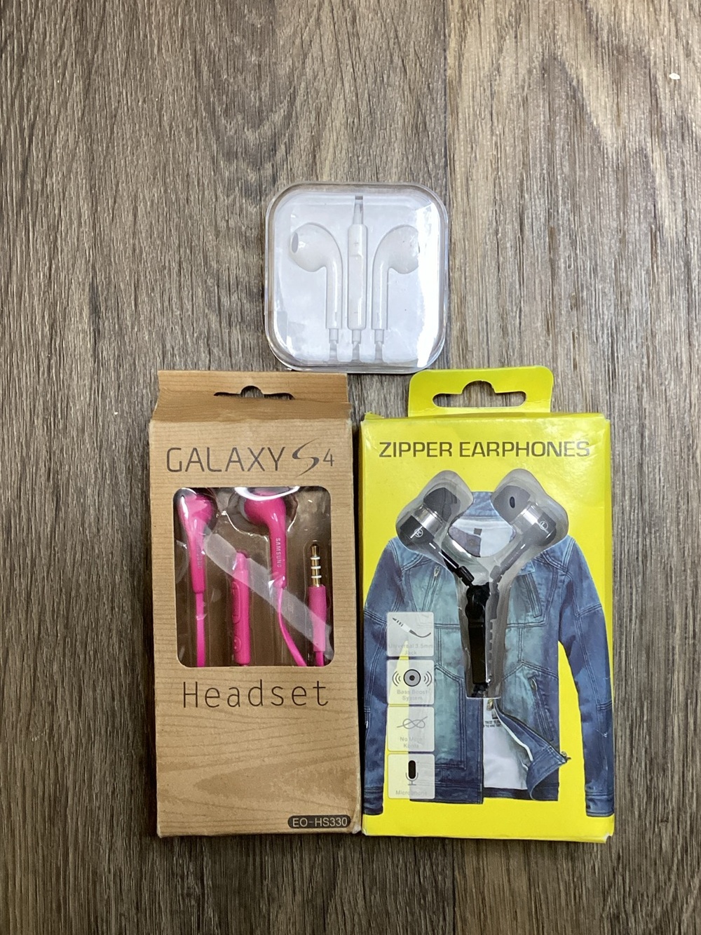 Galaxy S4 Pink Wired Headset Bundle with White and Black Earphones
